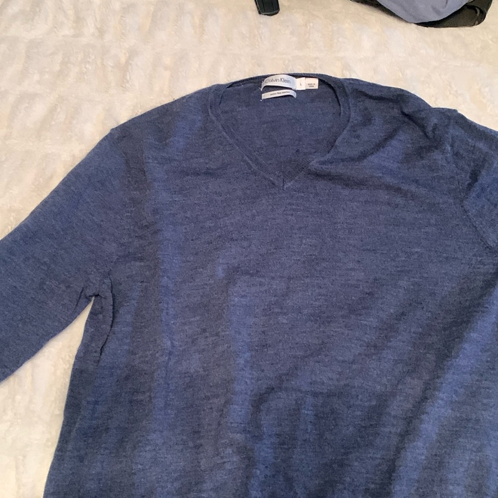 V neck Calvin Klein sweater